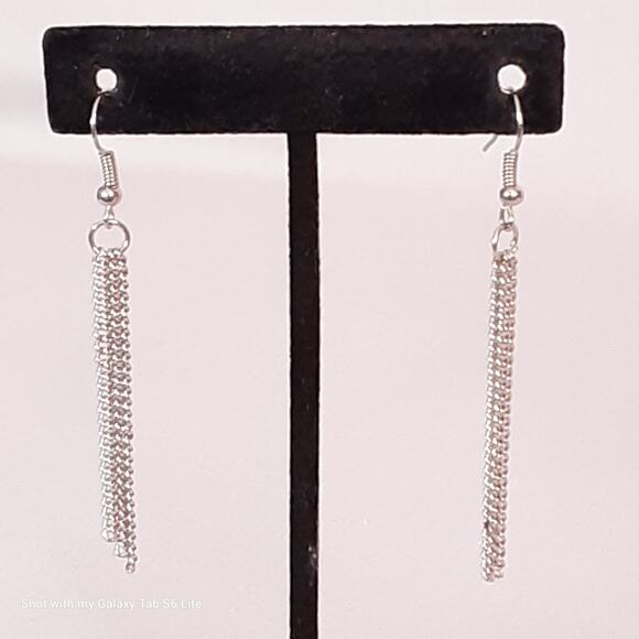 Silver Tone Dangle Drop Earrings Triple Strand Cable Chain Fish Hook Pierced - Picture 2 of 8
